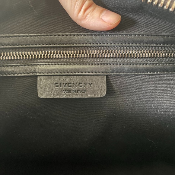 GIVENCHY Dark Brown Medium Antigona Bag - Picture 6 of 16